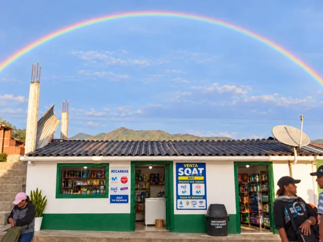 Foto del frente de la tienda La Esquina.